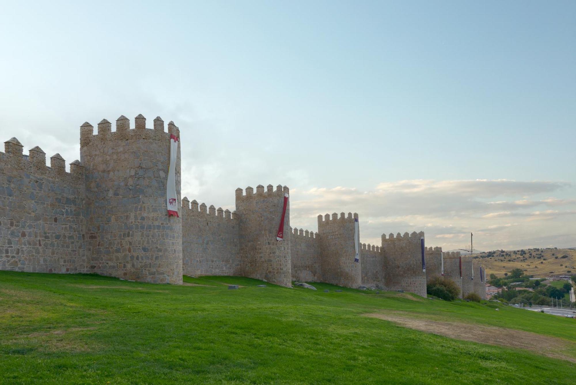 Balcony View To Avila'S Alcazar Exterior foto